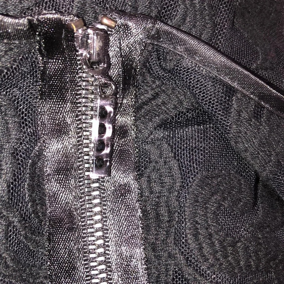 LAUNDRY by Shelli Segal size 12 Petite lace dress - Picture 4 of 5